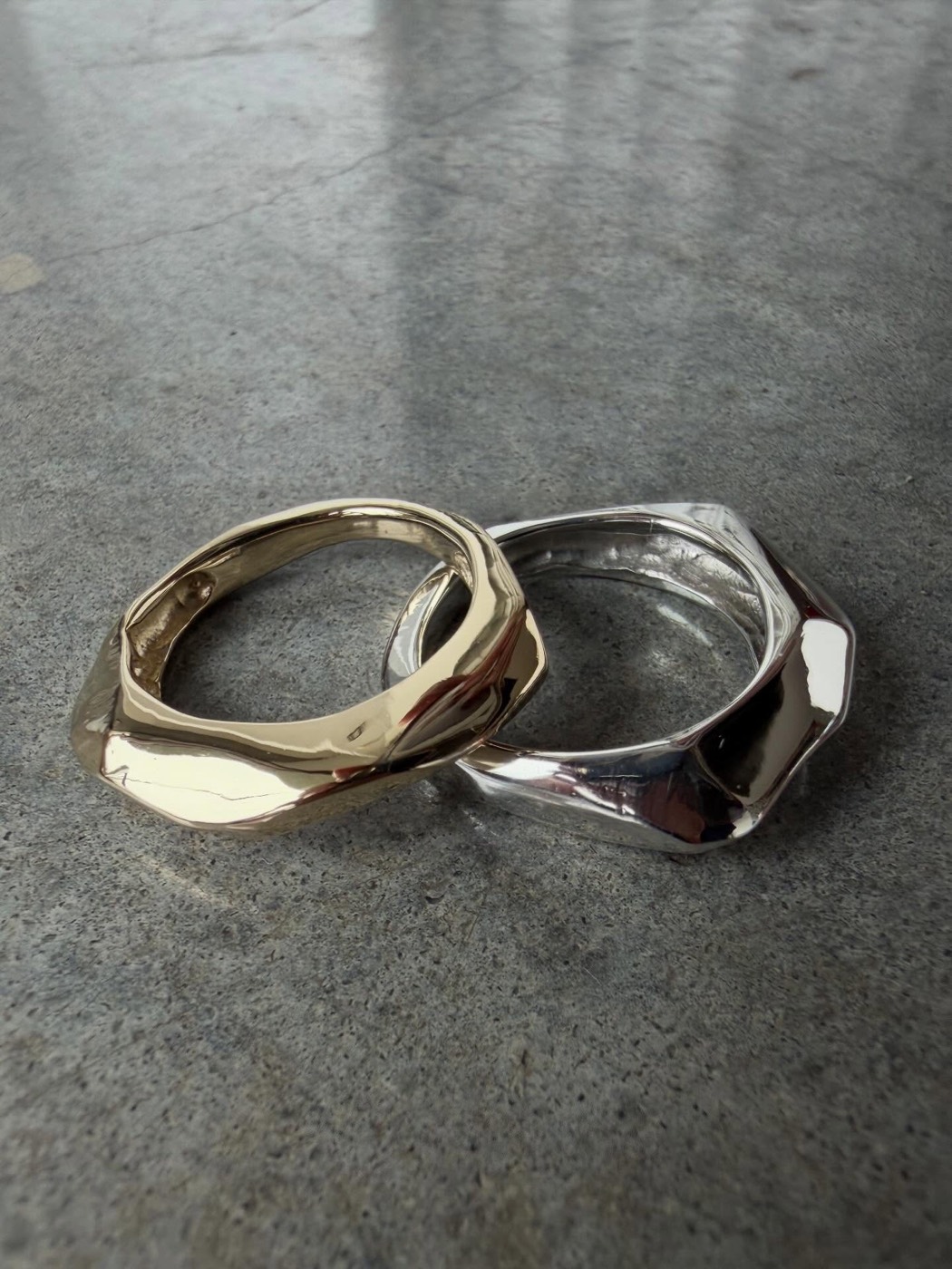 Facet Rings in solid gold and sterling silver